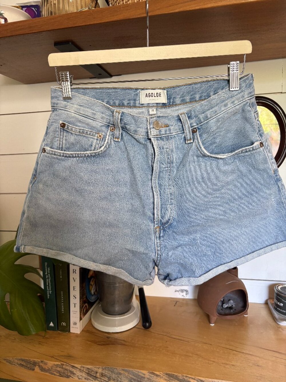 AGOLDE Light Wash Denim Cutoff Shorts – Size 29